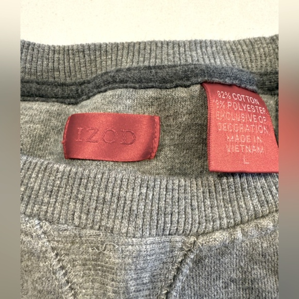 Vintage IZOD Gray Crewneck Sweatshirt – Men’s Size L, Like New - Picture 4 of 10